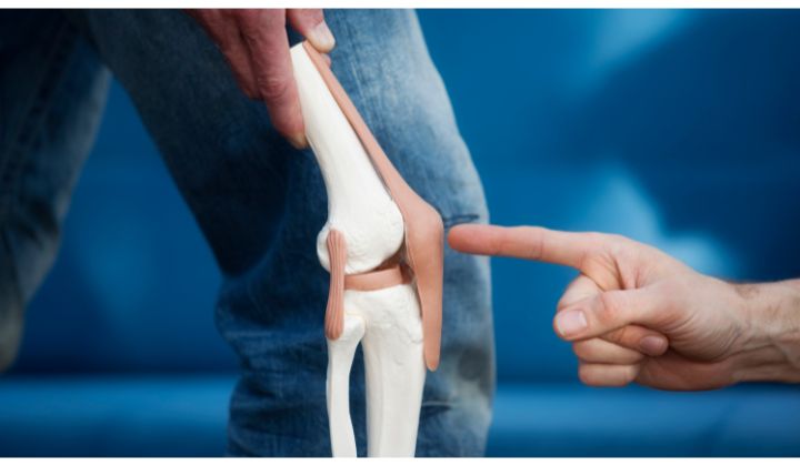 Rehabilitácia po artroskopii kolena je kľúčová pre úspešné zotavenie a obnovenie plnej funkčnosti kolena.